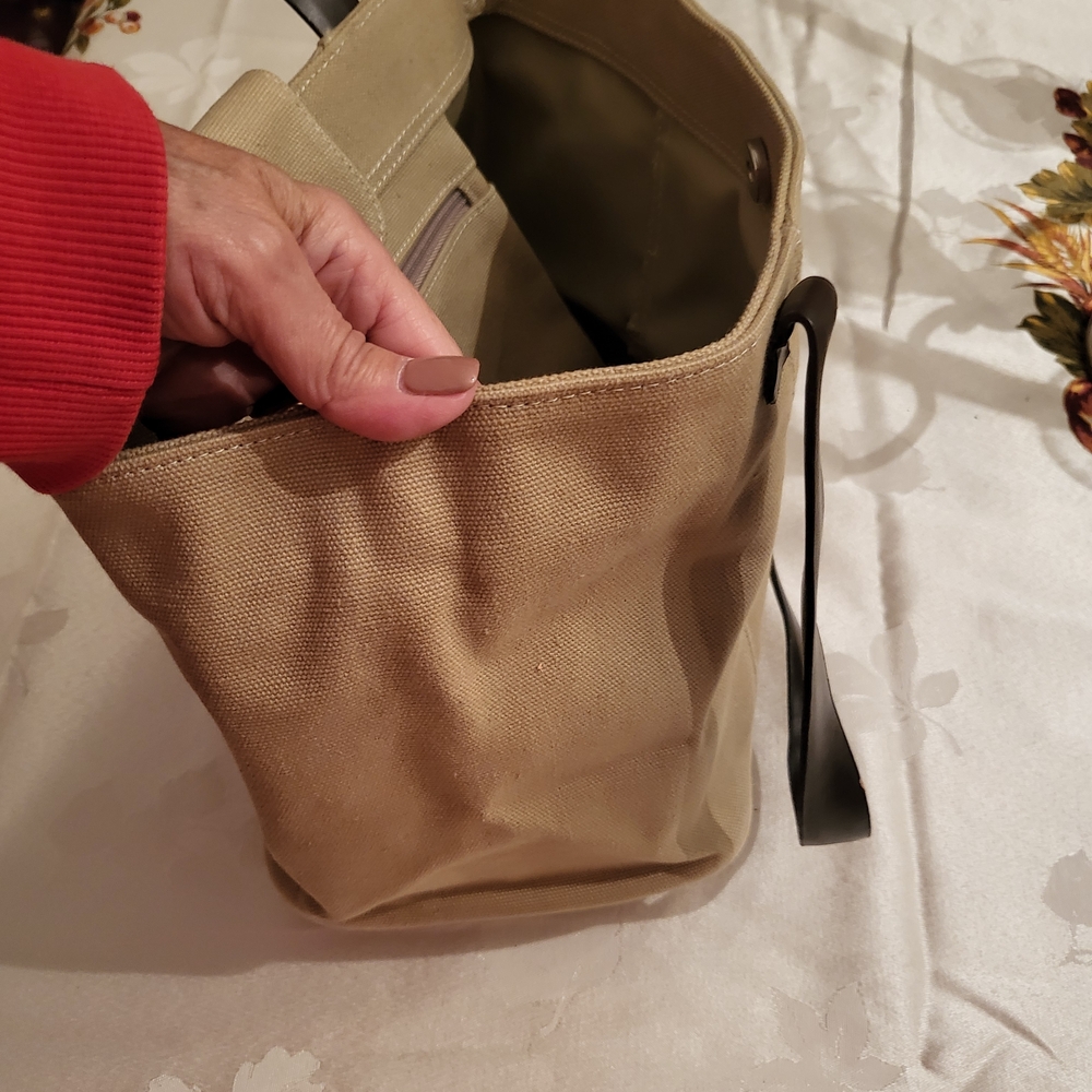 Nine & Co. Tan Tote with Black Handles - Picture 9 of 9